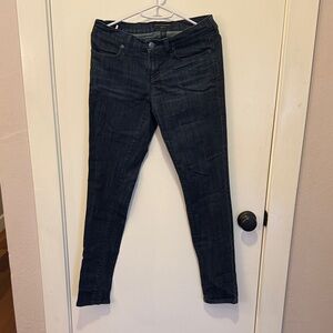 Banana Republic Dark Indigo Skinny Jeans
006